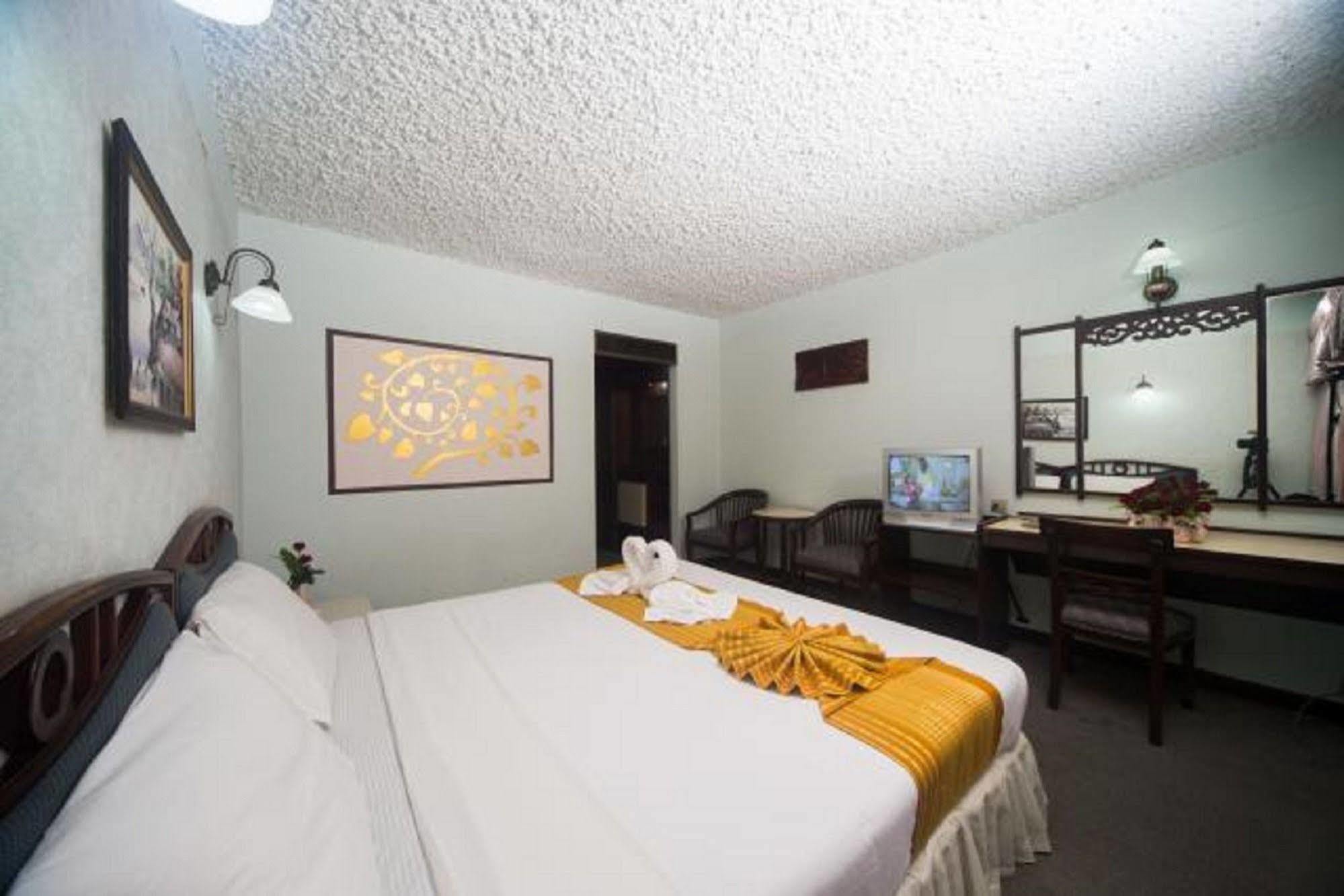 Amarin Nakorn Hotel Phitsanulok Εξωτερικό φωτογραφία